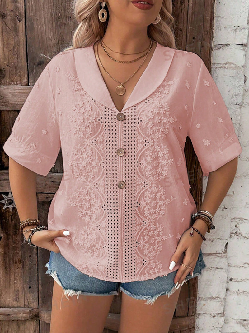 Camisa Feminina com Bordado Floral e Gola Xale - Martina, Plus Size