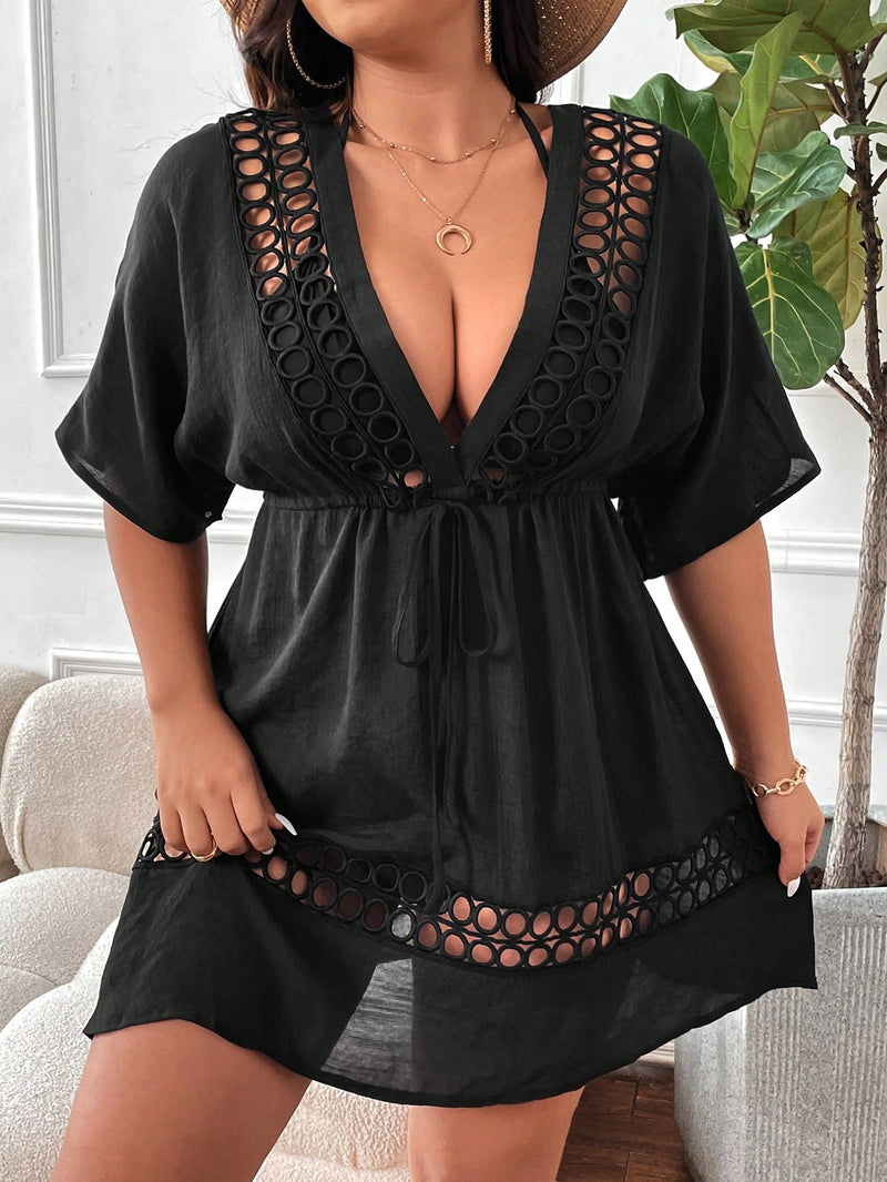 Saida de Praia feminina com Decote em V Profundo Gardenia. Plus Size