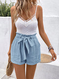 Conjunto Feminino textura decorativa com cami de renda e shorts com cinto de cintura Behati