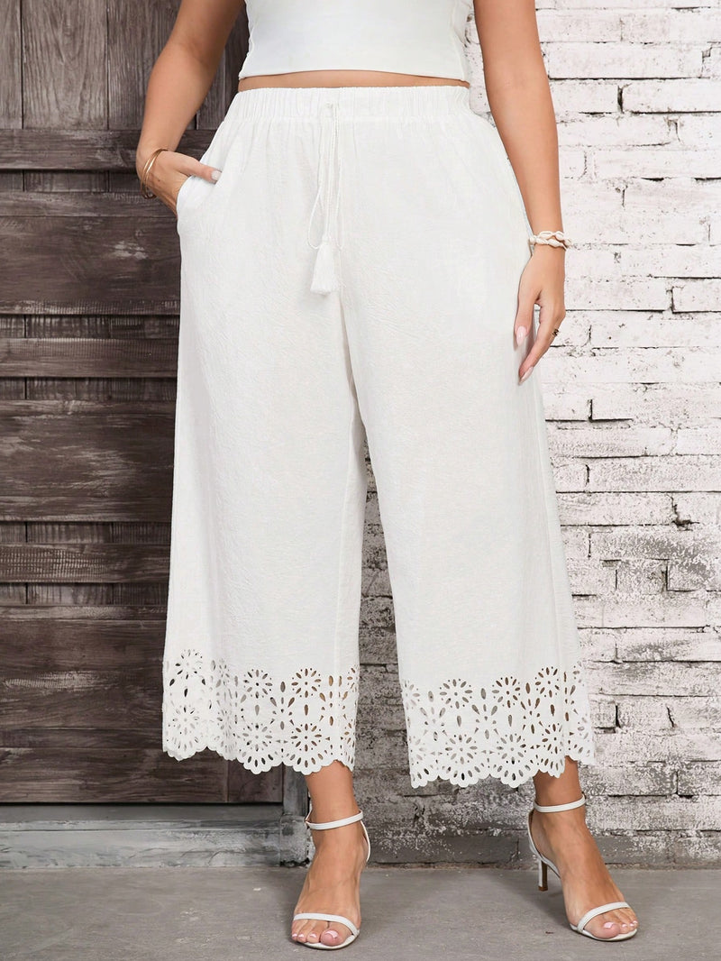 Calças Feminina Detalhe Vazado Jordana. Plus Size