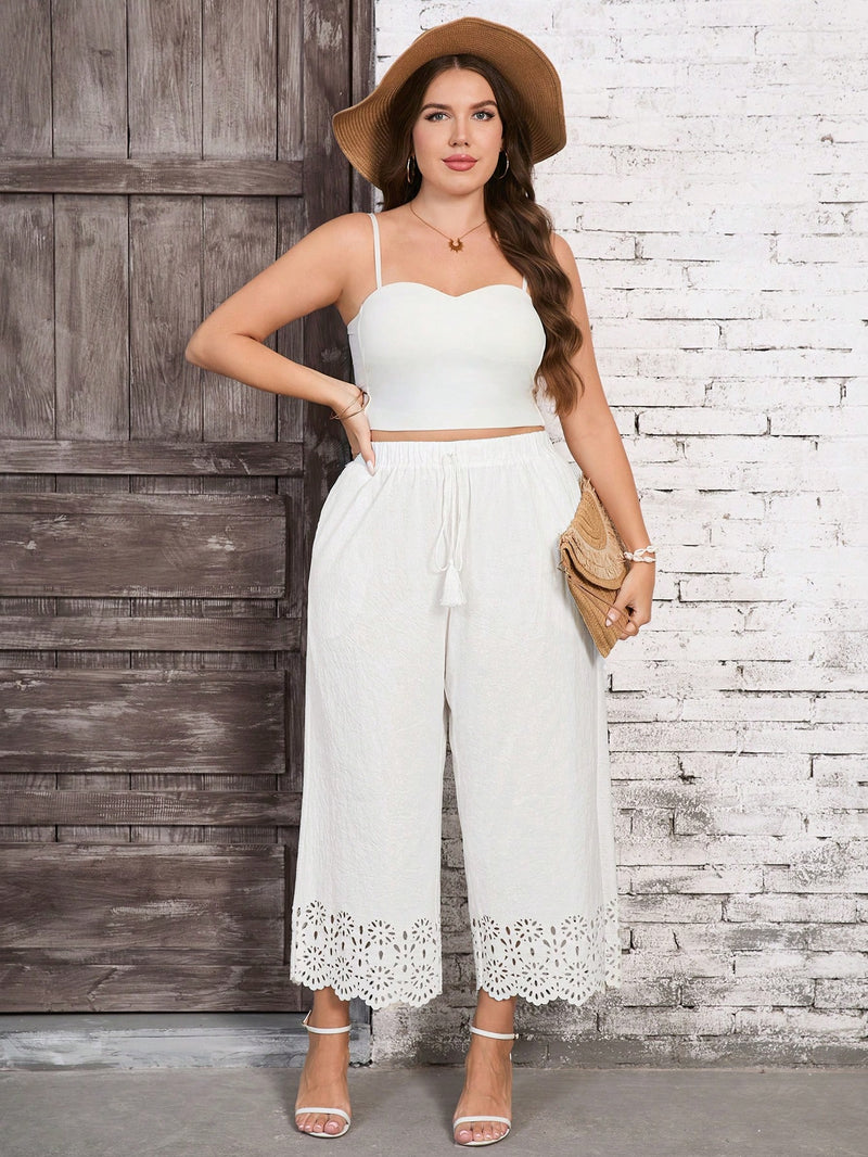 Calças Feminina Detalhe Vazado Jordana. Plus Size