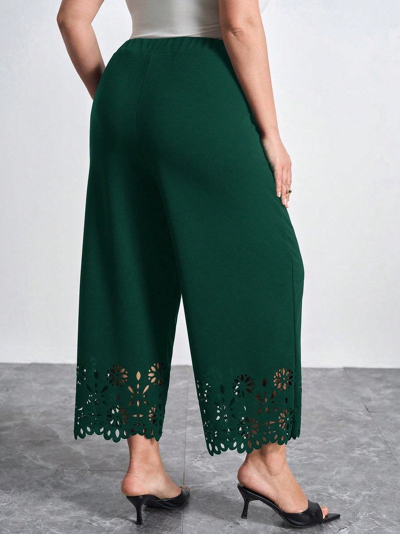 Calças Feminina Detalhe Vazado Jordana. Plus Size