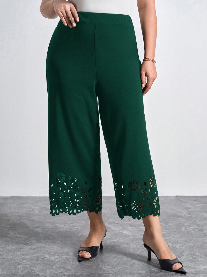 Calças Feminina Detalhe Vazado Jordana. Plus Size