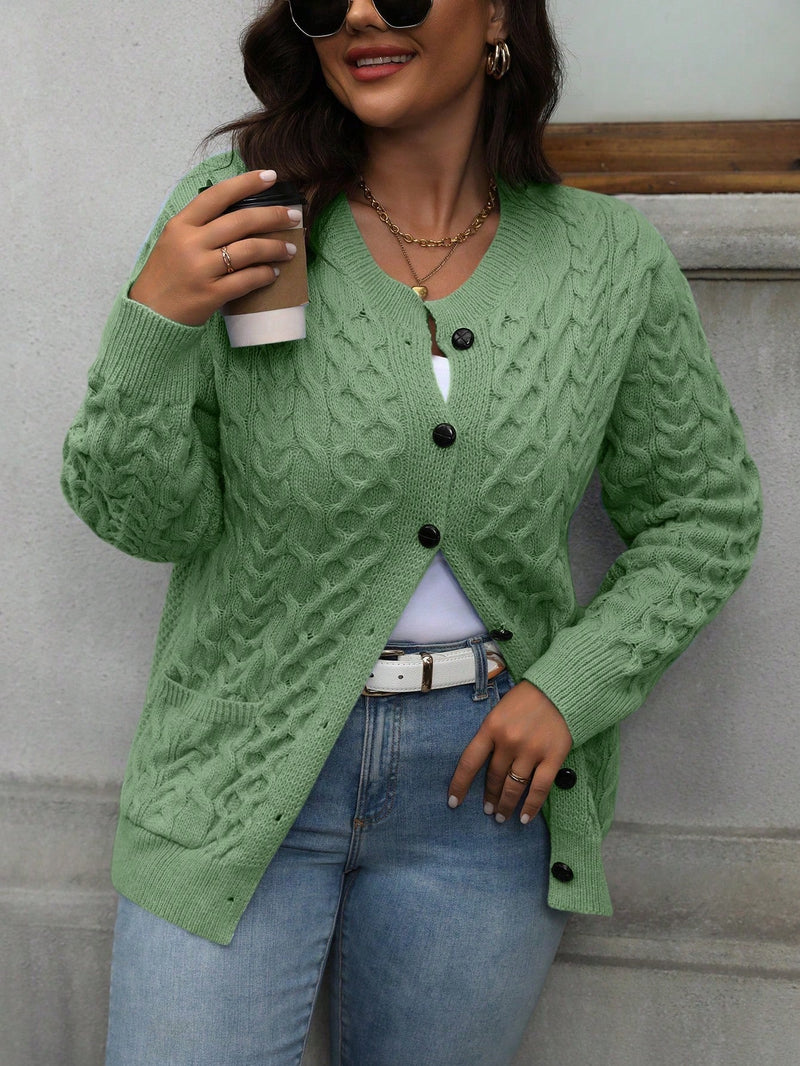 Cardigan Feminina de Manga Longa Transpassado - Hania. Plus Size