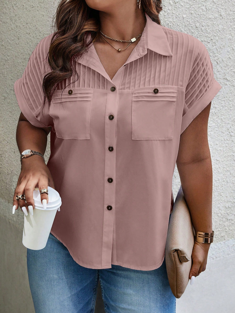 Camisa manga curta com botões frontais Pamela. Plus Size